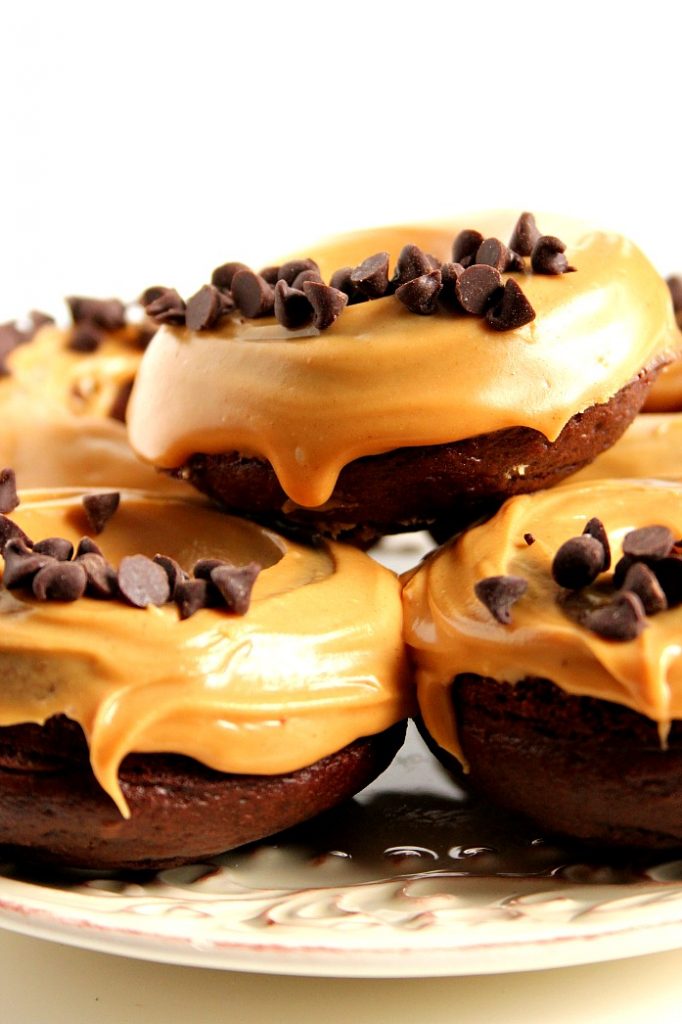 Elite Guilt-Free Vegan Chocolate Donuts Recipe with Peanut Glaze