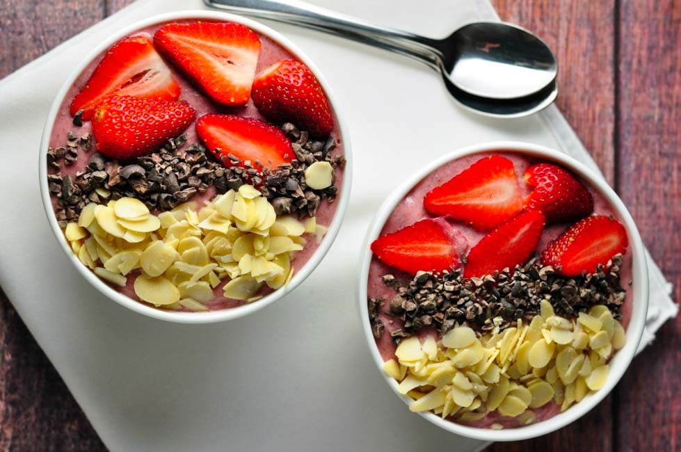Strawberry Chocolate Breakfast Protein Smoothie Bowl