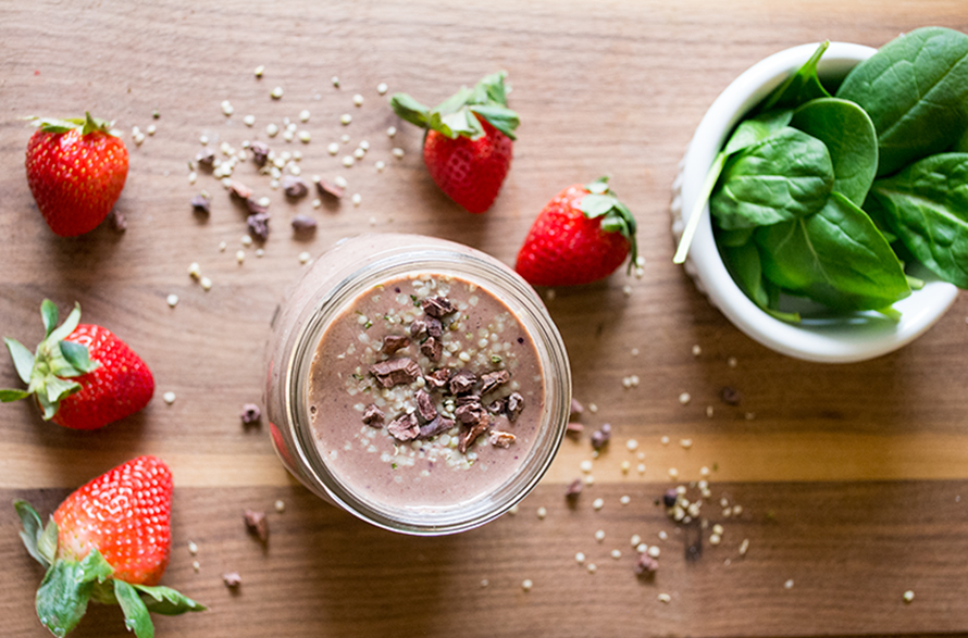 Berry-icious Chocolate Protein Smoothie Recipe for Better Muscles This Spring